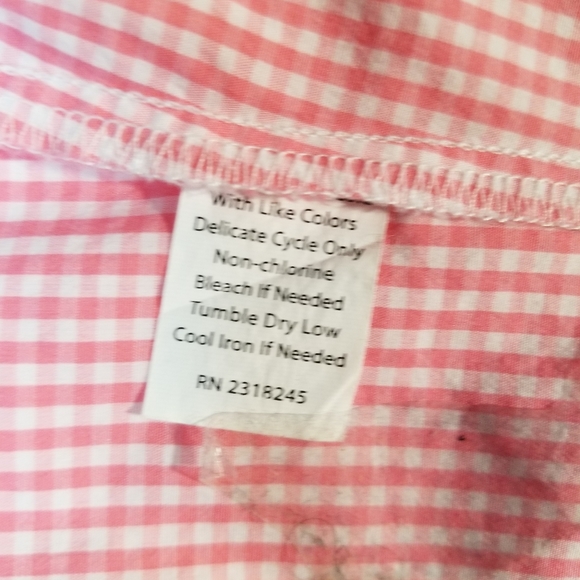 Vineyard Vines pink gingham button down sh… - Picture 4 of 7